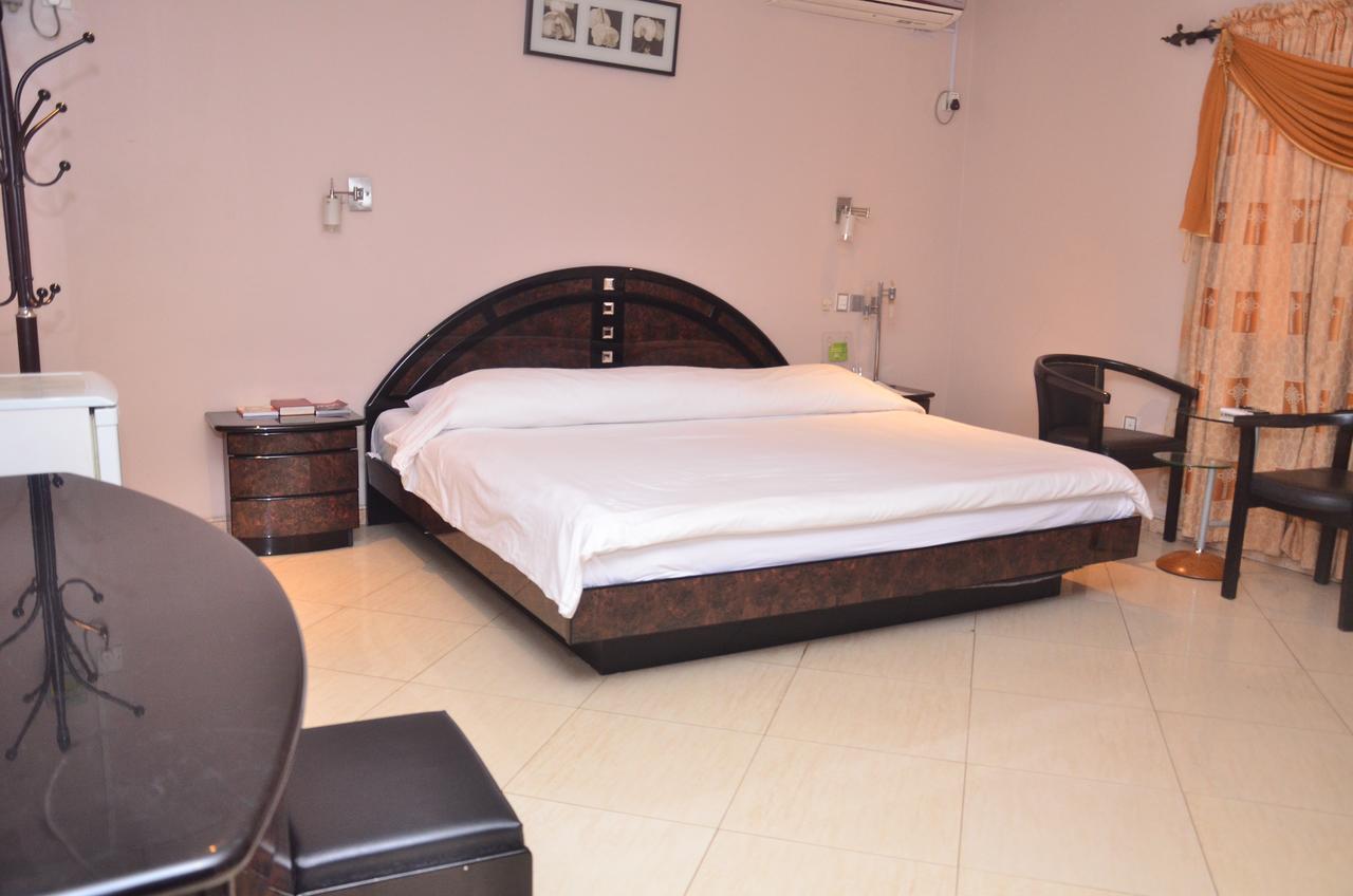 Sunview Hotel Ondo Екстериор снимка