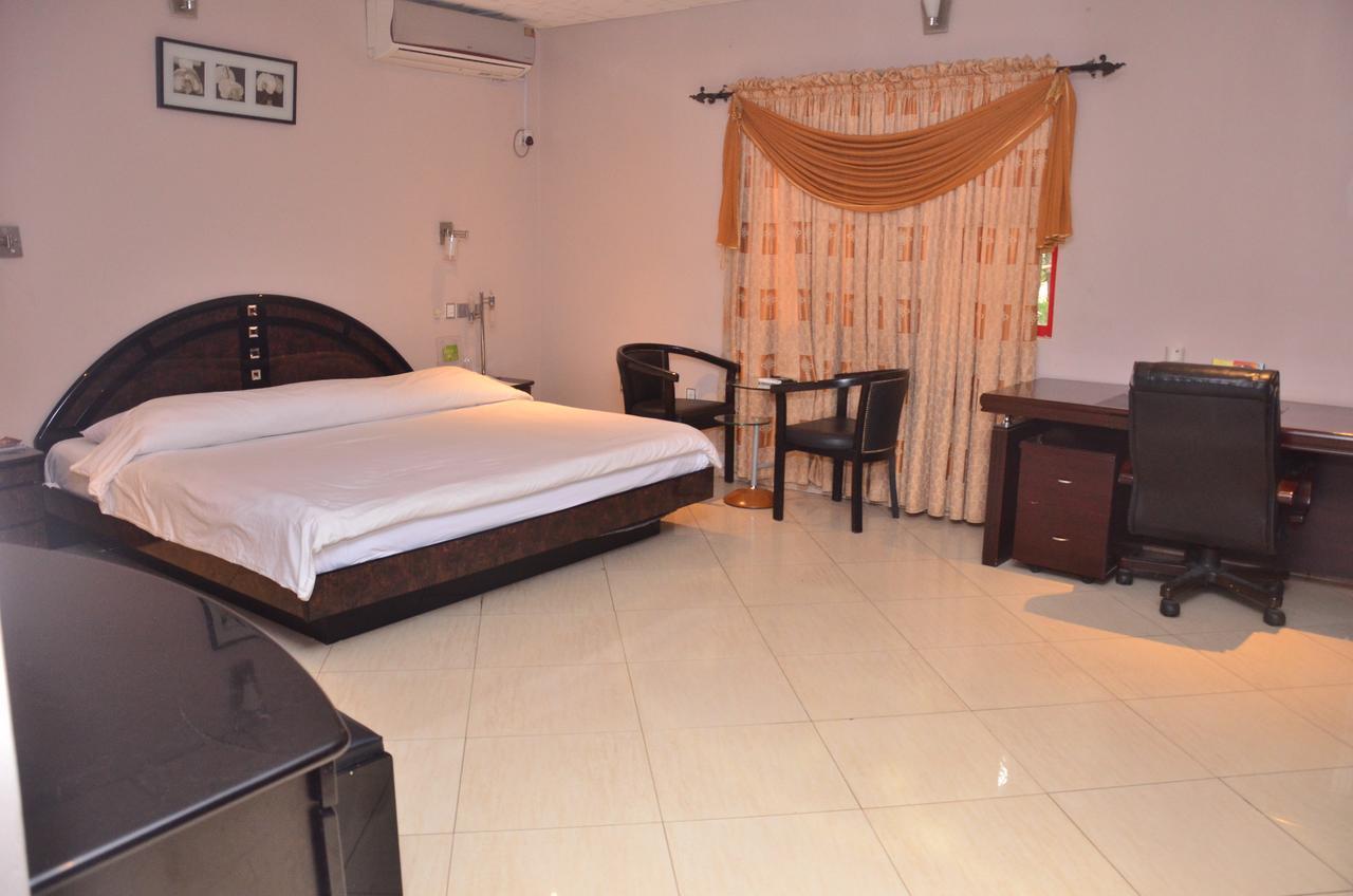 Sunview Hotel Ondo Екстериор снимка
